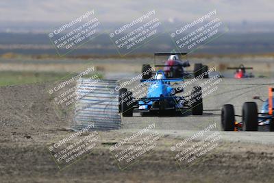 media/Oct-26-2025-CalClub SCCA (Sun) [[8ce1e69566]]/Group 3/Grapevine/